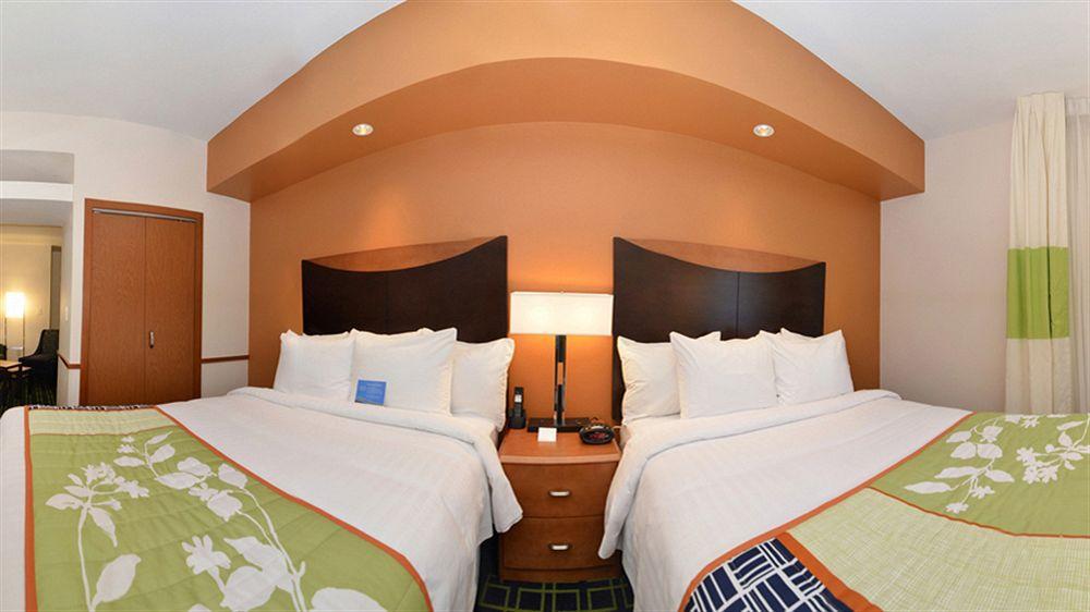 Fairfield Inn & Suites Santa Cruz - Капитола Экстерьер фото