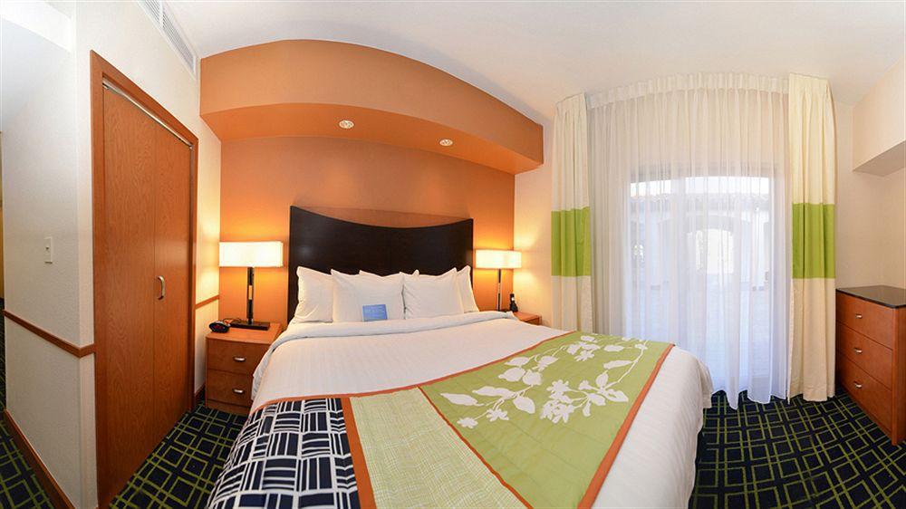 Fairfield Inn & Suites Santa Cruz - Капитола Экстерьер фото
