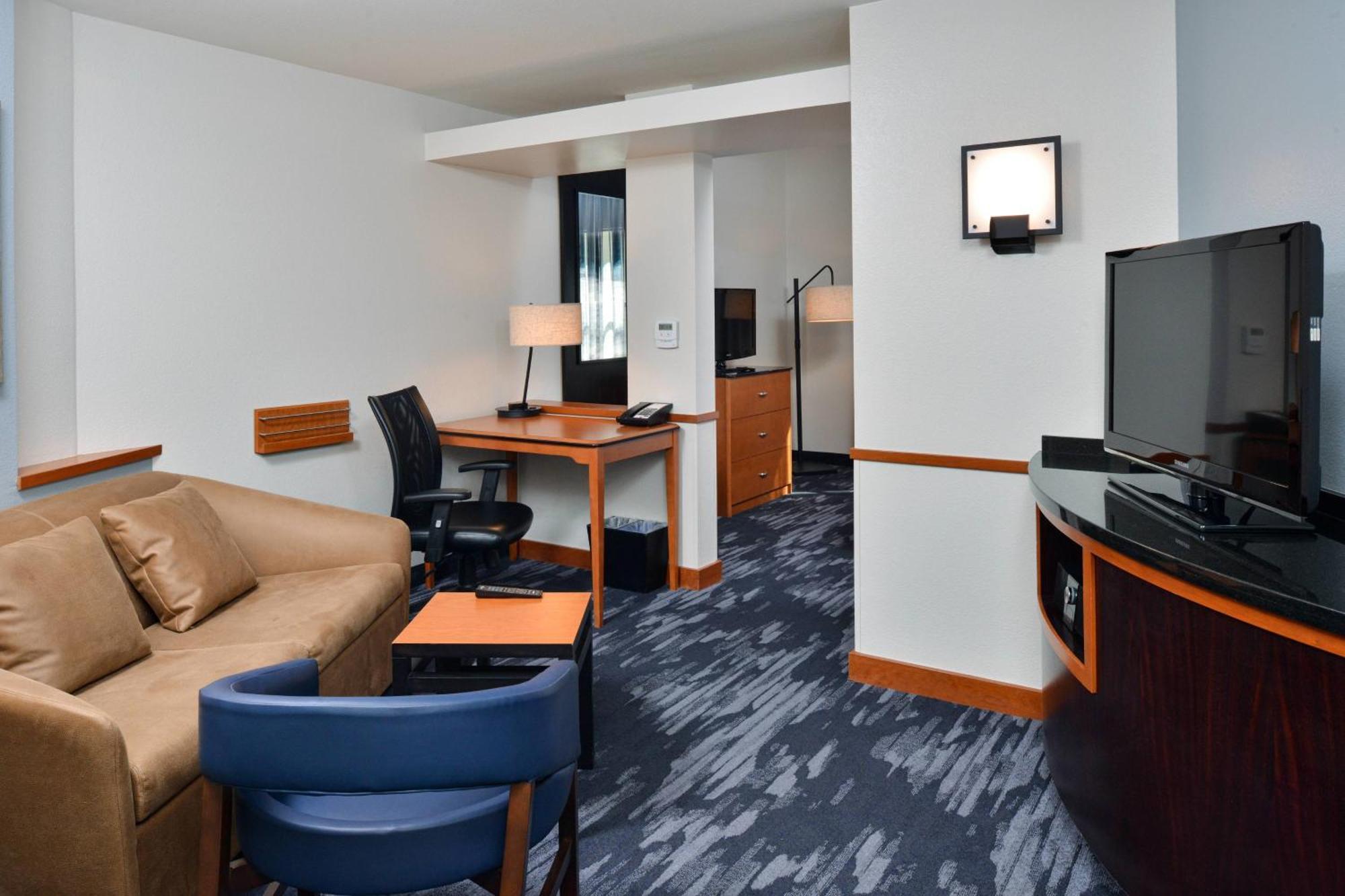 Fairfield Inn & Suites Santa Cruz - Капитола Экстерьер фото