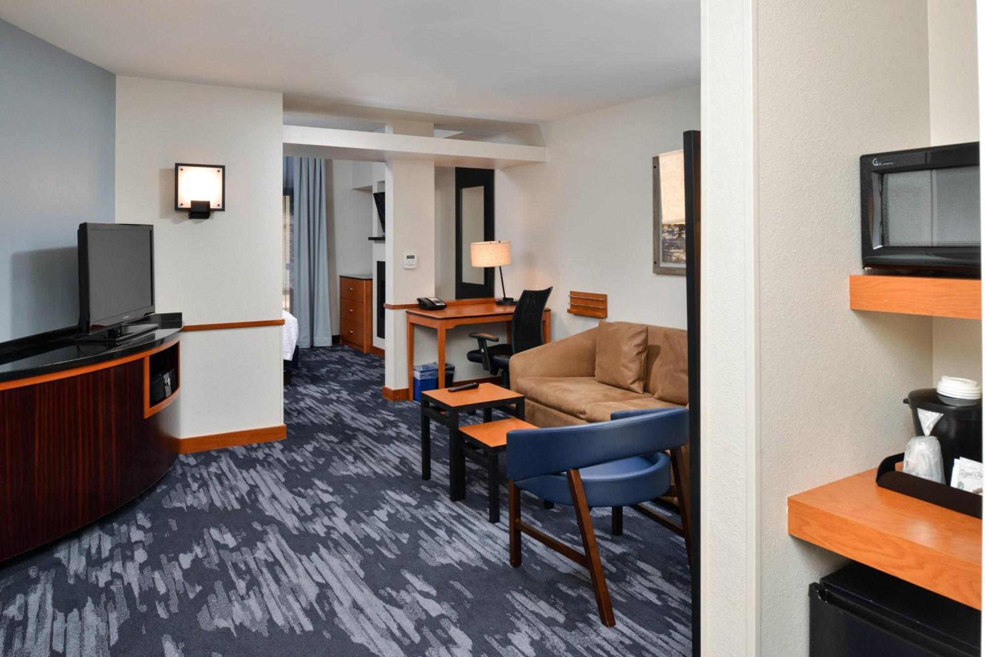 Fairfield Inn & Suites Santa Cruz - Капитола Экстерьер фото