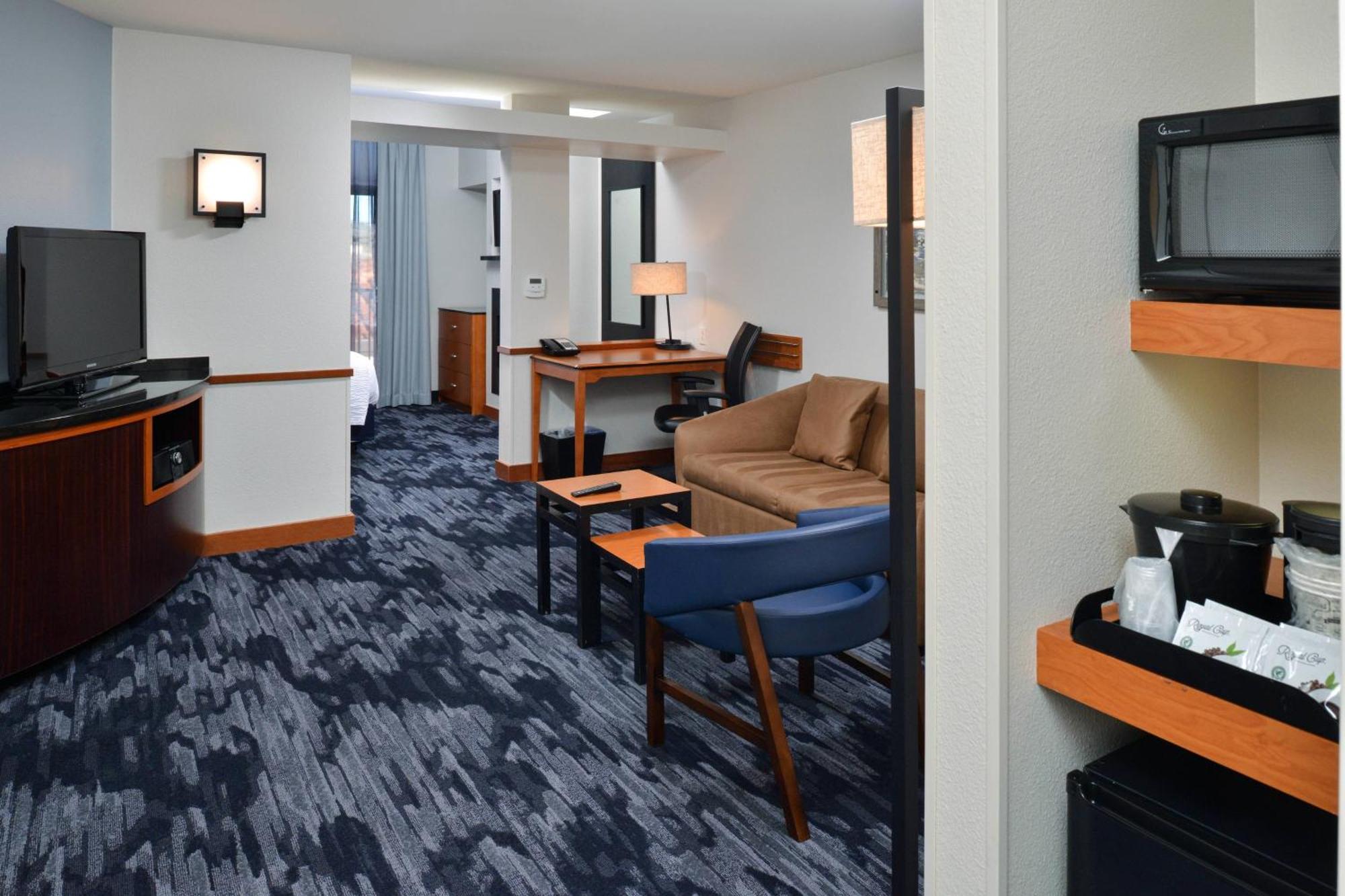 Fairfield Inn & Suites Santa Cruz - Капитола Экстерьер фото
